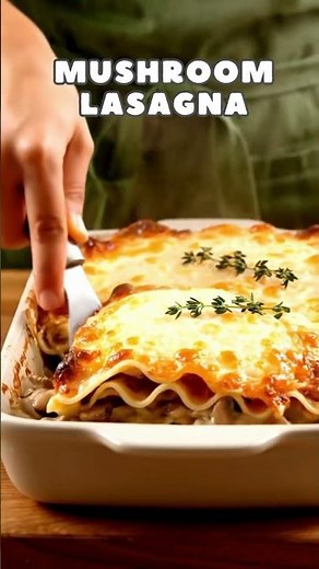 Creamy Mushroom Lasagna 🍄🧀 | Easy Vegetarian Comfort Food Recipe