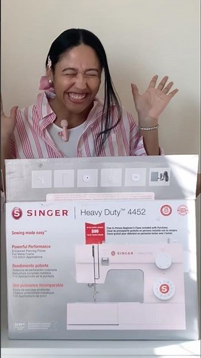 unboxing the cutest sewing machine !! heavy duty 4452 rose pink🧵💗 #unboxing@SingerSewingCompany