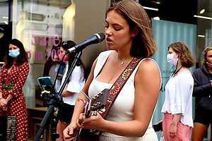 Allie Sherlock - I Started a Joke lyrics