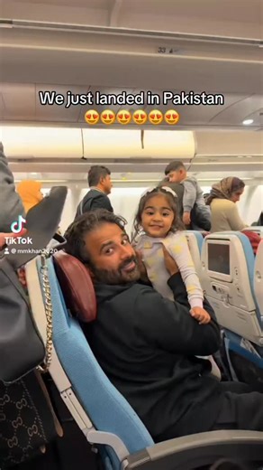 Laylas first time traveling to Pakistan andshe has been the best baby on that plane 😄 alhamduilallah •#babygirltravels #babiesoftiktok #babygirl #travelingtopakistan🇵🇰 #pakistani | Maya Khan