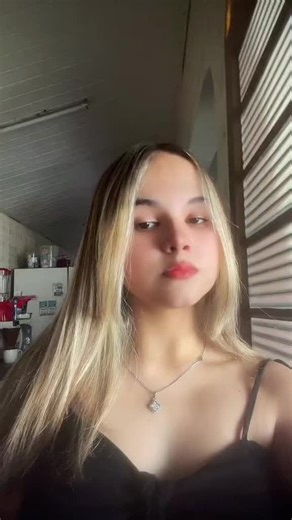 Os vídeos de Maria laura<3 (@mari_marialaura) com som original - Maria laura<3