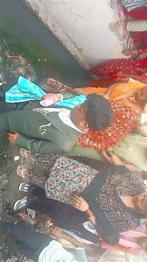 chote do logo ki hui sadi
