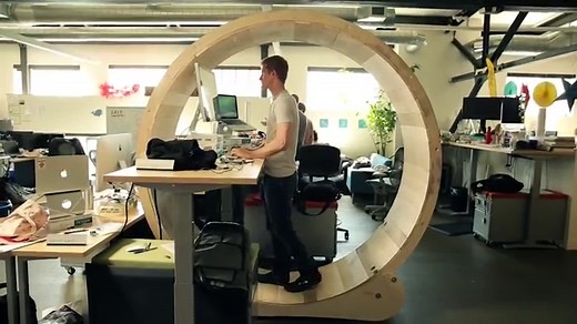 12 modèles de bureaux pour travailler debout