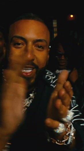 BET IT ALL OUT NOW WAVE GODS 2 COSMOS BROTHERS OUT MAY 22nd #wavegods #maxb #rap