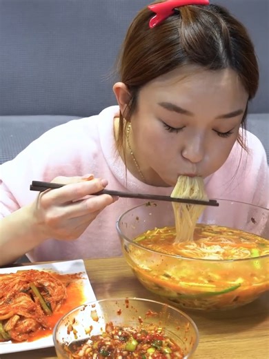 104K views · 2.6K reactions | FIRST TIME EVER, Homemade Korean Noodle Soup(Janchi guksu) By Hamzy ft.Kimchi #hamzy #mukbang #asmr #hamzymukbang #yummyfood #koreanfood | Boyd Goodwin | Facebook