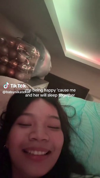 HWHAHAHAHSHWHWHAHAH @aelia #wlw #wuhluhwuh #fyp #foryoupage #xybca