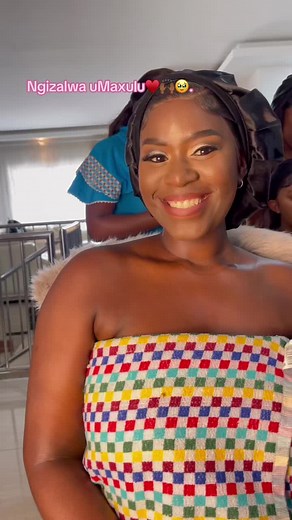 Uzele intombi owami umama😩🫵🏾♥️.#SAMA28 #umkhehlo #umembeso #umemulo #madlamini