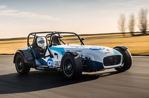 Behind the wheel of the ultimate Caterham track car