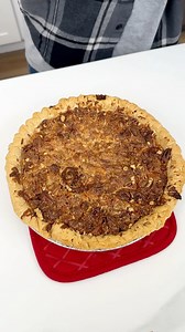 145K views · 1.4K reactions | Trash to treasure! Joey G shares his version of delicious Texas Trash Pie | Joey.G | Facebook