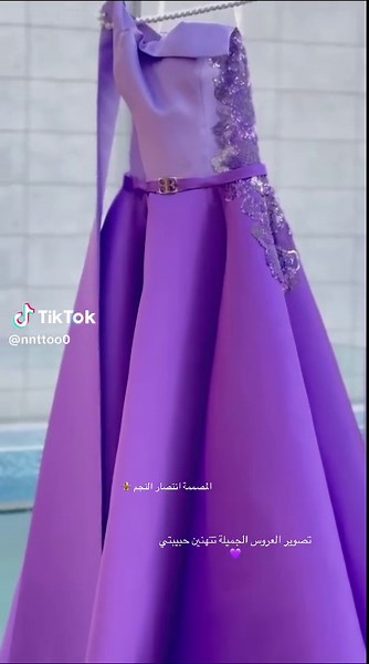 Elegant Wedding Dress Showcase with Lace and Beadwork