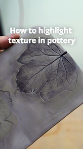 Transform Your Pottery with Oxide Wash Inlay! Dive into the captivating world of oxide wash inlay with our latest tutorial! This technique opens up a whole new realm of colour and texture for your pottery projects. Perfect for anyone looking to add depth and character to their work. Watch the video and follow these steps: 1️⃣ Leather-Hard Base - Ensure your pottery piece is at the perfect leather-hard stage for inlay work (I'm using a bone dry piece in the video and don't really recommend it) 2️