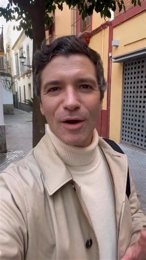 Vincent Bouen on Instagram: "Commente « prononciation » pour recevoir mon cours de prononciation, complet et gratuit en 10 vidéos de une heure et PDF à télécharger gratuitement 🥰 Connais-tu une autre technique pour parler français plus rapidement ?"