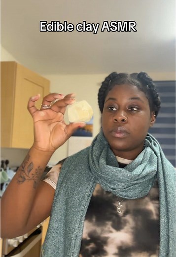 Ennieatsclay (@ennieatsclay) - Discover Edible Clay: ASMR Experience with Crunchy Sounds