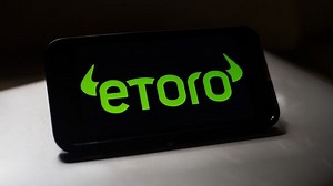 EToro Soars 42% After $620 Million Upsized IPO