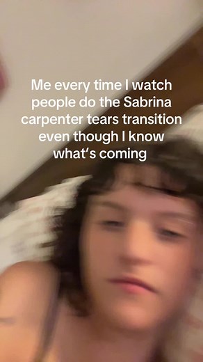 Sabrina Carpenter Tears Transition - Capture the Moment