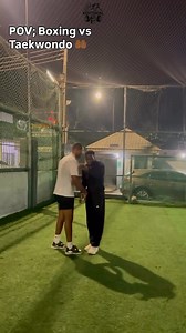 13K views · 195 reactions | Found this clip quite interesting, Taekwondo 屢 vs Boxing 壘, was the boxer at a disadvantage? | Bushido Brian | Facebook