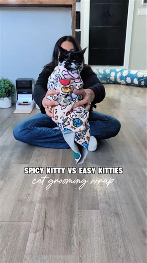 Spicy Kitty vs Easy Kitties: Cat grooming wrap. Amazon 🔗 also in description & Bio #catwrap #kitten