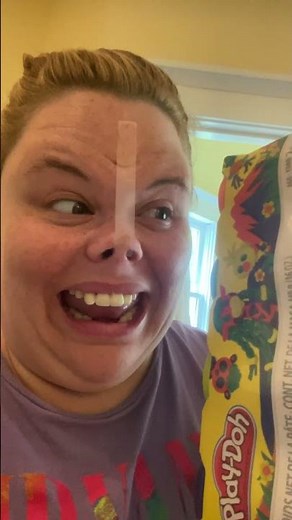 Alien loves play doh #shorts