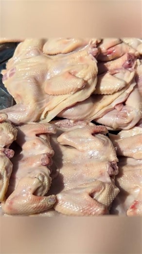 Crispy Pan-Fried and Roasted Chicken: Delicious Cooking Methods