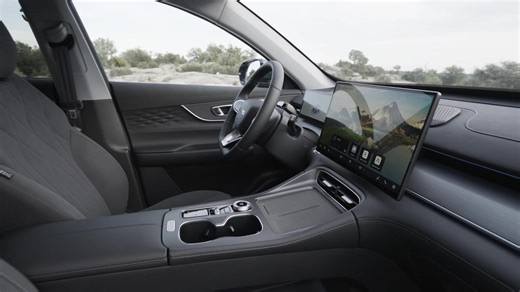 The new EBRO s800 Interior Design