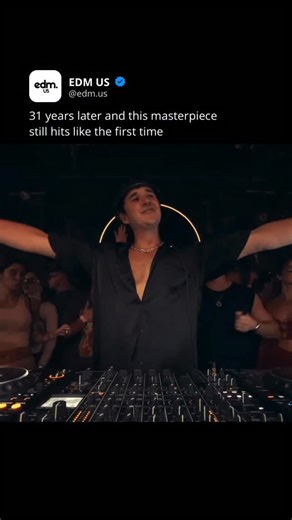 EDM US on Instagram: "31 years later and Missing by Everything But The Girl still hits like the first time 31 years later, Missing by Everything But The Girl still feels the same as the first time. The song was first released in 1994 and became a global dance classic in 1995 after the Todd Terry remix. That remix brought the track into clubs and onto radio around the world, turning it into one of the most important house records of the 90s. Here is John Summit playing his remix of Missing at Clu