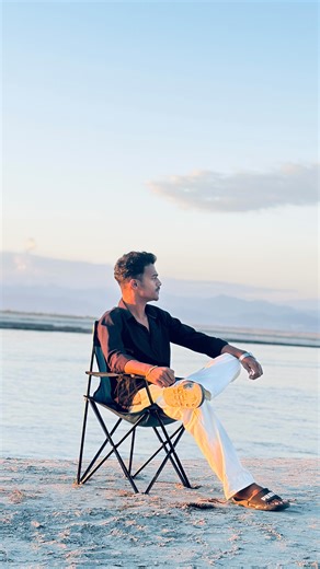 ❗ on Instagram: "Ignore the caption , just look at the sunset ❤️ #instagram #viralreels❤️ #sunsets"