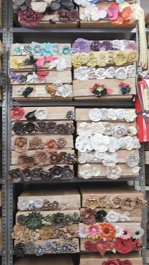 M&S Schmalberg is the last factory handcrafting custom fabric flowers in New York’s historic garment district. The family business has designed flowers for celebrities and designers since 1916. But competition from overseas flower manufacturers has made it difficult to stay afloat. | Insider Science