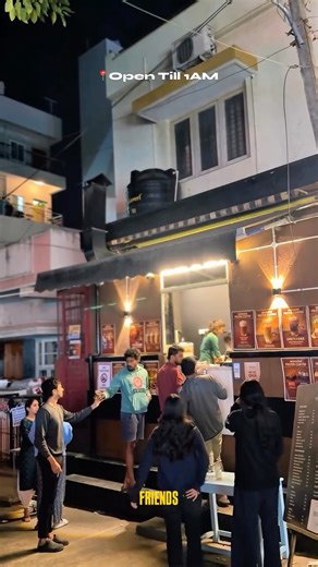 DSI UPDATES | Window Filter near Dayananda sagar college ☕️ Your new midnight spot Open TILL 1 AM Some Must try here Hot chocolate, cold coffee,... | Instagram