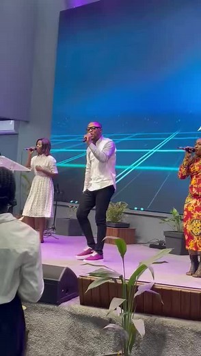 41K views · 3.1K reactions | Nous avons passé un moment extraordinaire avec les étudiants à l’église EIPP Kintambo 﫶 Merci pour TOUT! L’accueil était vraiment chaleureux, merci  #maajabu #maajabutalent #maajabugospel #lisoloyamotema #gospel #gospelmusic #music #musician #musicians #kinshasa #congo #africa | Christian Mukuna | Facebook