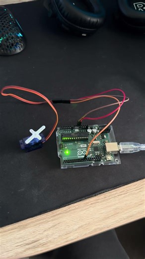 Servo Motor Control with Arduino