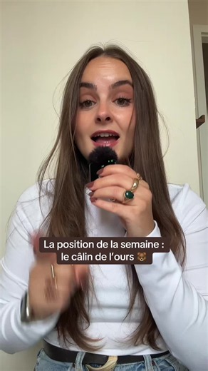 La position de la semaine : le câlin de l’ours