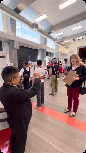 Welcome to the CSDR Live Wax Museum: Gallery of Heroes, where our 5th grade Cubs transformed into iconic figures who have shaped the world in powerful and lasting ways! Our Cubs took part in an incredible hands-on project that promoted their informational text research, public speaking, and academic skills such as reading and writing. For this project, students dove deep into the lives of historical heroes and learned about their achievements, struggles, and the legacy they left behind. Students