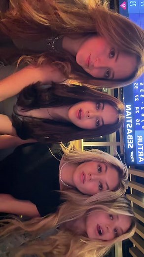 @Allisson Mía @Isa Tena @lidiaa 💘