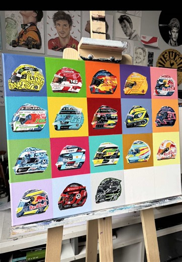 Réponse à @CAT DAMN 18/20 I’m continuing my series of painting the 20 helmets of the Formula 1 drivers on the 2025 grid ✨ And today, Hulkenberg 💚, tell me who’s next in the comments👇🏻 @Audi Revolut F1 Team #formula1 #painting #nicohülkenberg #sauberf1team