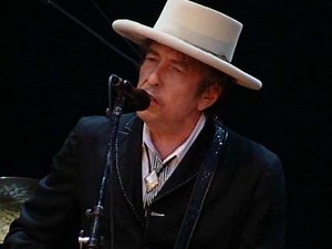 'Bob Dylan Is the Shakespeare of Our Time' - Penn Jillette on the Nobel Prize Winner