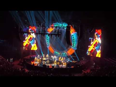 Jeff Lynne's ELO - "10538 Overture" (LIVE) - 10/11/2024 at Bridgestone Arena, Nashville, TN