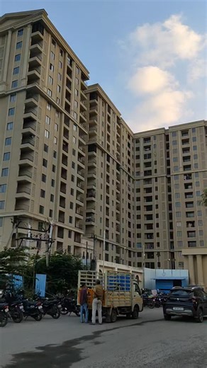 Nativbites.in | Natural honey | Marthandam honey on Instagram: "Water test, honeycomb swirl, drop pattern — looks cool, but not a purity proof 🧪 ❌ Fake honey can create the same structure in water. ✔ Only lab testing can confirm pure honey. Our Nativbites Marthandam honey is lab tested & certified pure 🍯 No sugar, no syrups, no guesses — just verified quality 📩 DM “PURE” or tap link in bio #MarthandamHoney #LabTestedHoney #PureHoneyMyth #NativBites #CertifiedNotGuessed HoneyPouch"