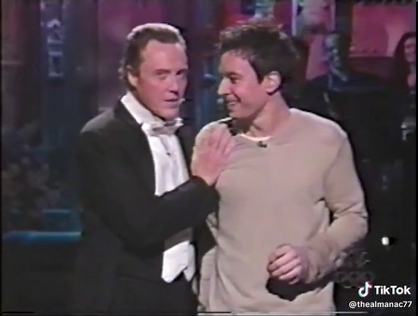 SNL Host Christopher Walken, Musical Guest Weezer (2001) He is just great!#snl #snlmusicalguest #universalplus #universalplusafrica #universalpluslatinoamerica #2000s #2000skids #2000smusic #2000music #malaysiatiktok #philippinestiktok #tiktokindia #tiktkokphilippines #tiktokaustralia #fyp #tiktokbrasil #thealmanac77 #saturdaynightlive #fypviral #snlseason26 #snlsketch #christopherwalken
