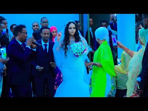 HEES FANANINTA JIGJIGA U QAADEEN AROOSKA CAWALE AADAN IYO MISS XIIS 2021