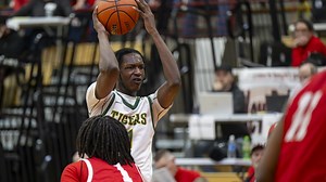 'He’s carrying us right now.' Attucks big man Dezmon Briscoe has Flying Tigers back at state