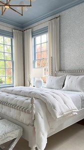 10K views · 52 reactions | All in one. Our Sutter Comforter is the quickest way to a well-dressed bed, without the fuss of a duvet. It's soft and light with a linen front and cotton percale backing. #serenaandlily Featured: Priano Wallpaper Cornwall Bed Morris Table Lamp | Serena & Lily | Facebook