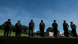 Memorial Day service gives families, friends chance to remember