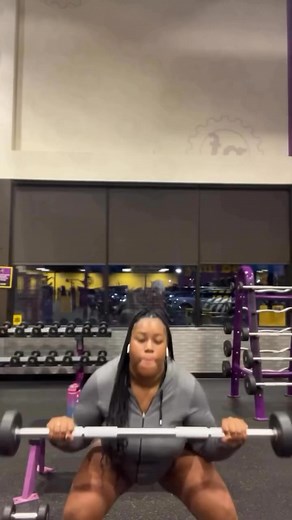 I went from 283 to 197. No surgery. No magic pill. Just a woman who was tired of starting over. Tired of hiding in photos. Tired of being exhausted doing everyday things. Tired of not feeling like herself. So I showed up—messy, unsure, and heavier than I’d ever been. PAnd I kept showing up. Through every doubt. Every restart. Every stall.This journey hasn’t been perfect, but it’s been worth it.Because now? I’m 87 pounds lighter—and so much stronger inside and out.💕 If you’re working on you too,