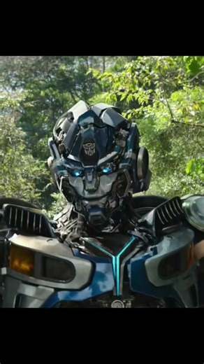 Mirage's Transformation. #transformersriseofthebeasts #mirage #petedavidson