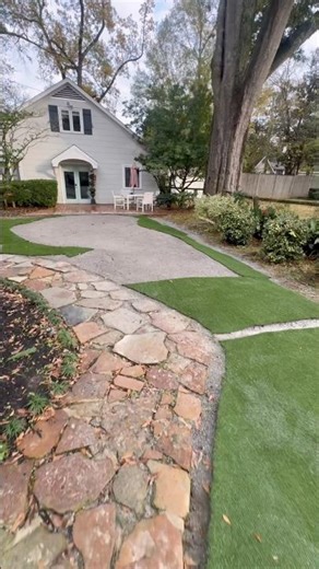 Artificial turf pro mini putting green installation #puttinggreen #artificialturf #landscaping