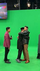 44K views · 415 reactions | Juri & Panel Mualim Muda, Program baru Astro Oasis   Astro Ria 104 | Astro GO | Sooka ⏰ Setiap Selasa, 9 malam Jom usha MeleTOP, setiap Selasa, 9 malam di Astro Ria, On Demand serta strim di Astro One & #sooka! Boleh layan di mana-mana saja, bila-bila masa! #JomUsha @MeleTOP #AstroOne #OnDemand #sooka | MeleTop | Facebook