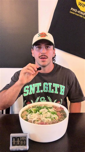 Desafiando el Pho de 4kg en What the Pho