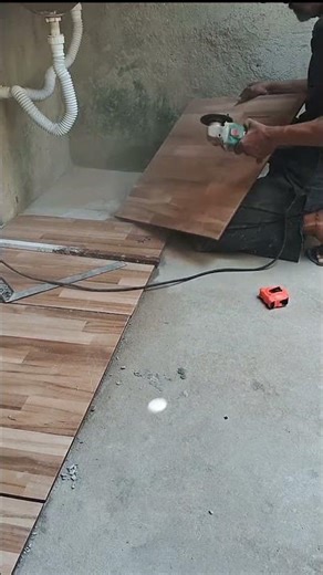 Learn how to work with a professional bricklayer specializing in floor installation.