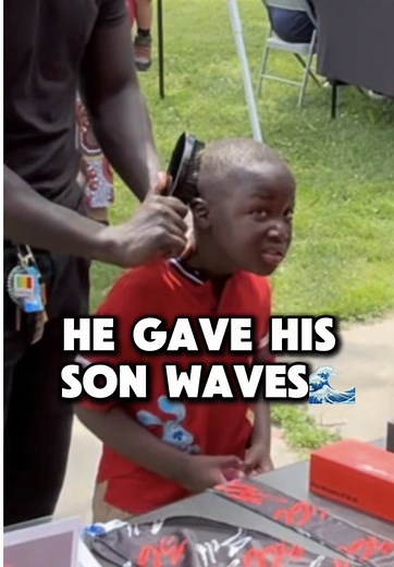 Achieve Perfect 360 Waves with the Silk Wave Brush