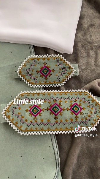 4-Piece Wrapping Set: Perfect for Your Projects